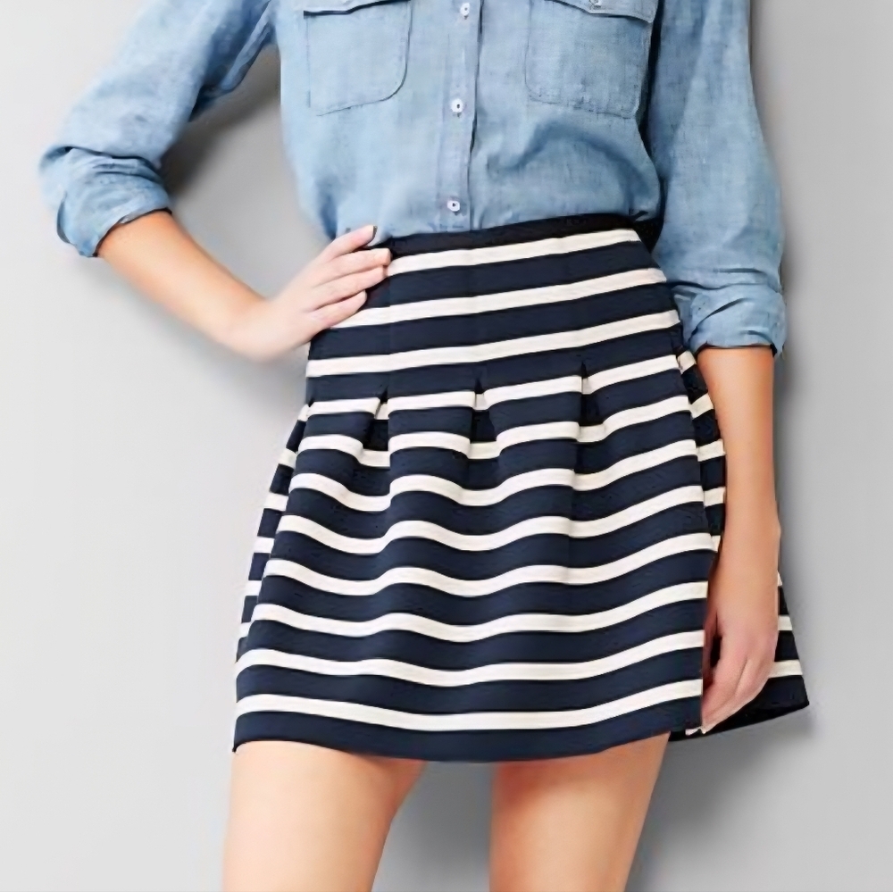 Gap Stripe Flared Skirt Size XS - Picture 3 of 8